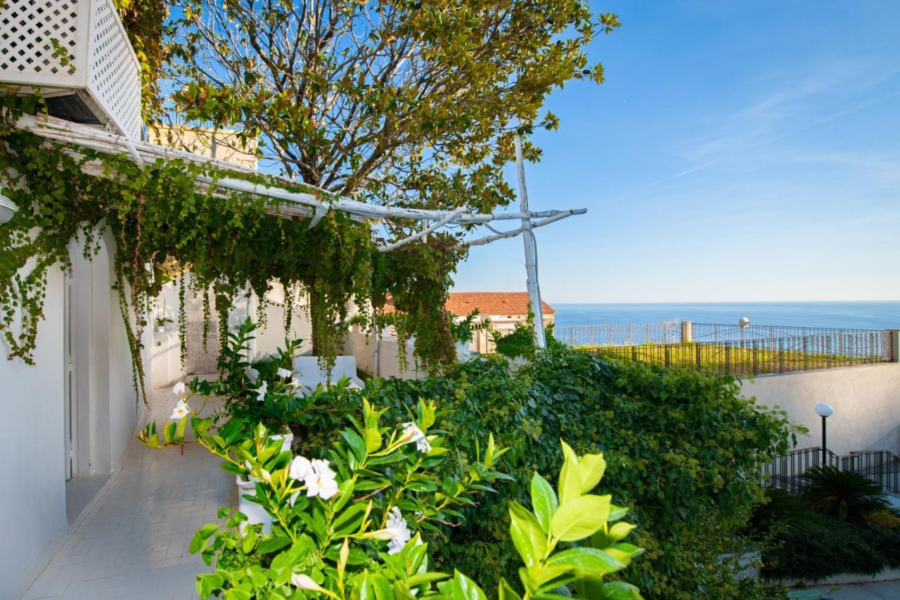 Villa Yiara (Adults Only) Positano Exterior photo